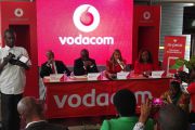 LES ABONNÉS VODACOM PEUVENT EFFECTUER DES OPÉRATIONS DE CHANGE SUR LEURS PORTABLES