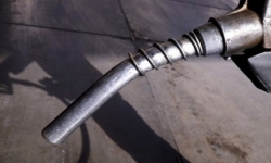 Prix des carburants : le gouvernement révise les prix à la hausse en raison de la conjoncture internationale