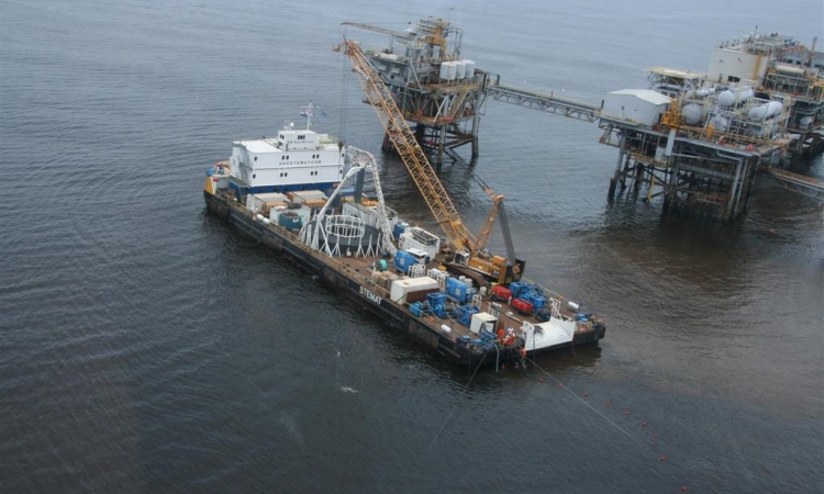 Hydrocarbures : Kinshasa et Alger signent un accord pour valoriser le potentiel pétrogazier de la RDC
