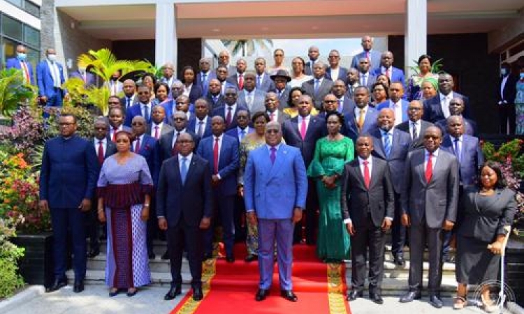 RDC : Le gouvernement s'engage contre la spéculation en renforçant la collaboration avec les banques pour le paiement des droits à l'État en franc congolais